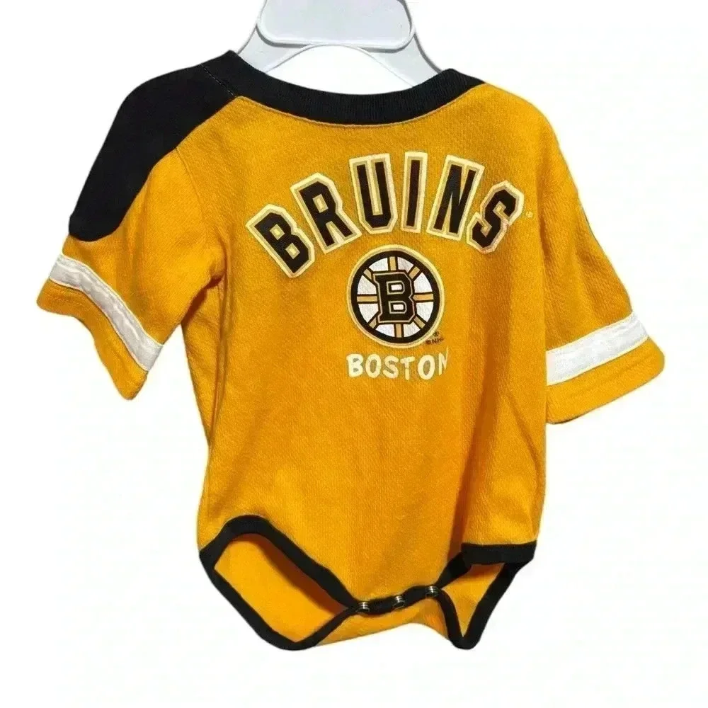 NHL authentic Boston Bruins 12 mo hockey jersey/onesie. Discount w bundling!